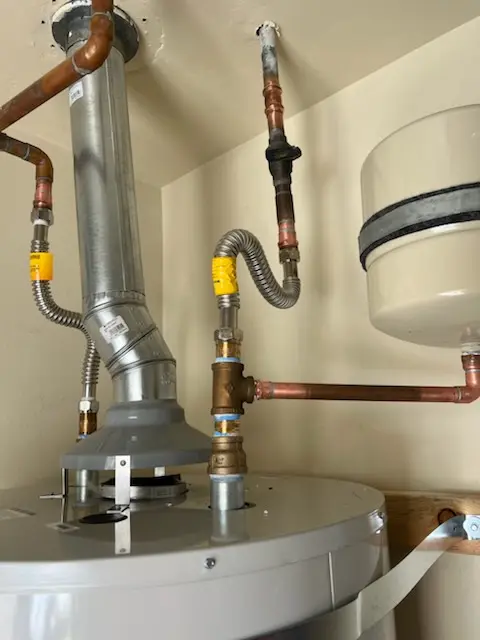 Water heater installation and plumbing repair in Broadleigh